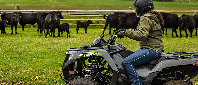https://textronoffroad.txtsv.com/sites/default/files/_images/passenger/gallery/sxs_prowlerpro_capgallrycallout_benchseat_720x540.jpg