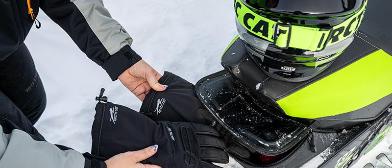 Arctic Cat Snowmobiles - Cat's Pride