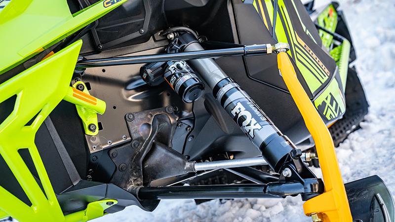 M Mountain Cat Alpha One | Arctic Cat